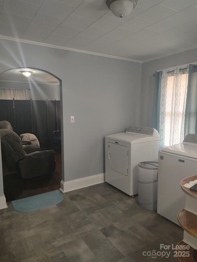 Building Photo - 80 Wade St