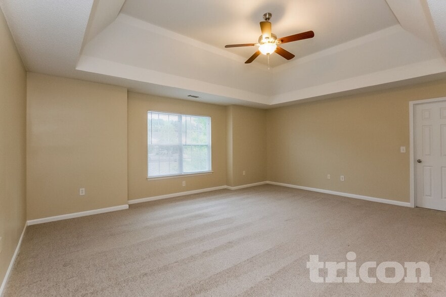Building Photo - 3044 Summer Breeze Dr