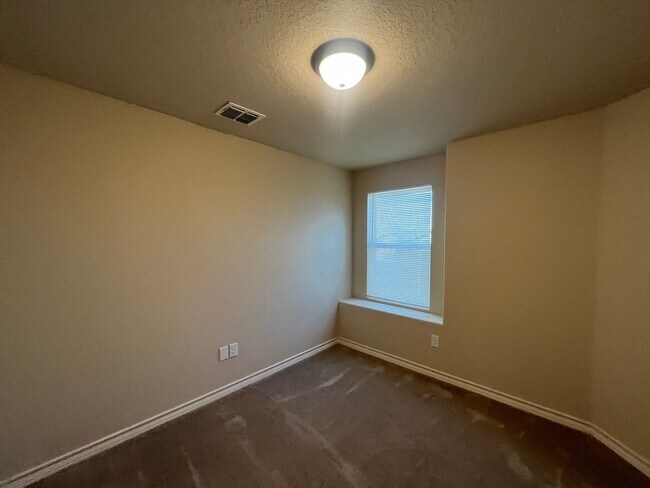 Building Photo - 6418 Luglio Ln