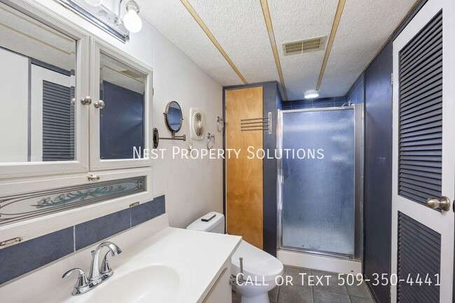 Building Photo - 16388 Rd I NE