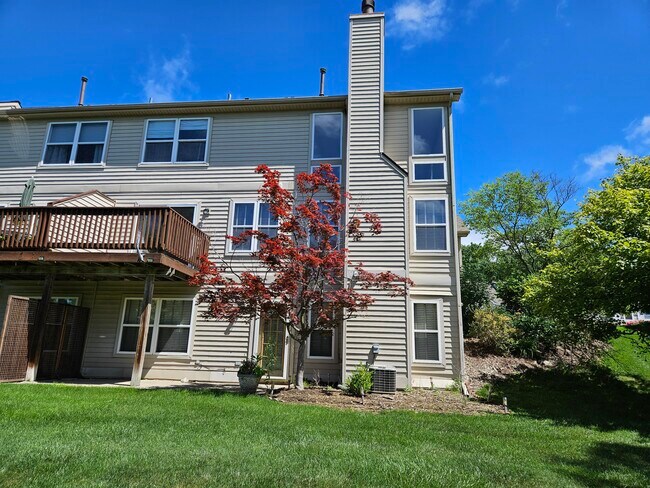 Building Photo - 3598 Bent Trail Dr