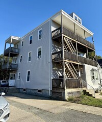 Building Photo - 643 Rathbun St