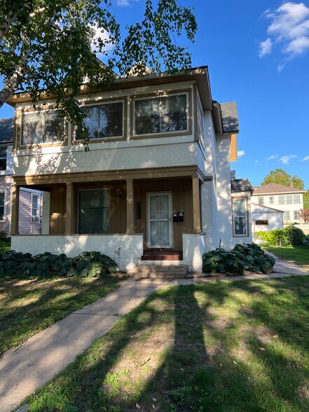 Building Photo - 2243 Pierce St NE