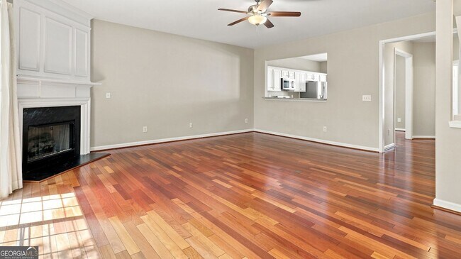 Building Photo - 3389 Lathenview Ct