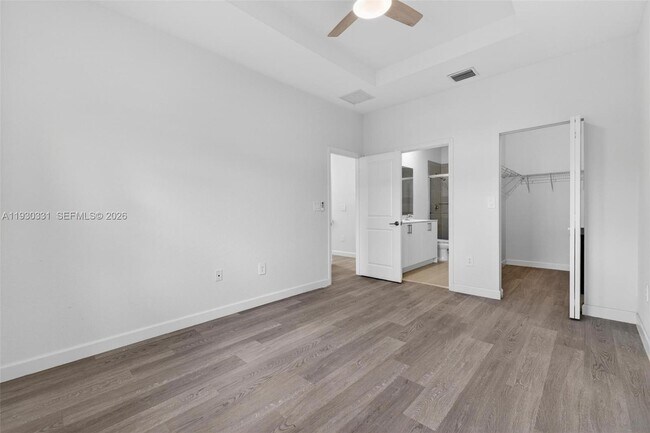 Building Photo - 26450 SW 148th Ct