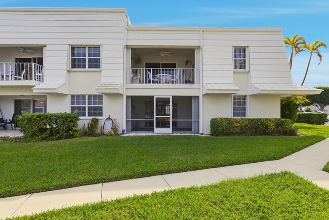 Building Photo - 1050 Sugar Sands Blvd