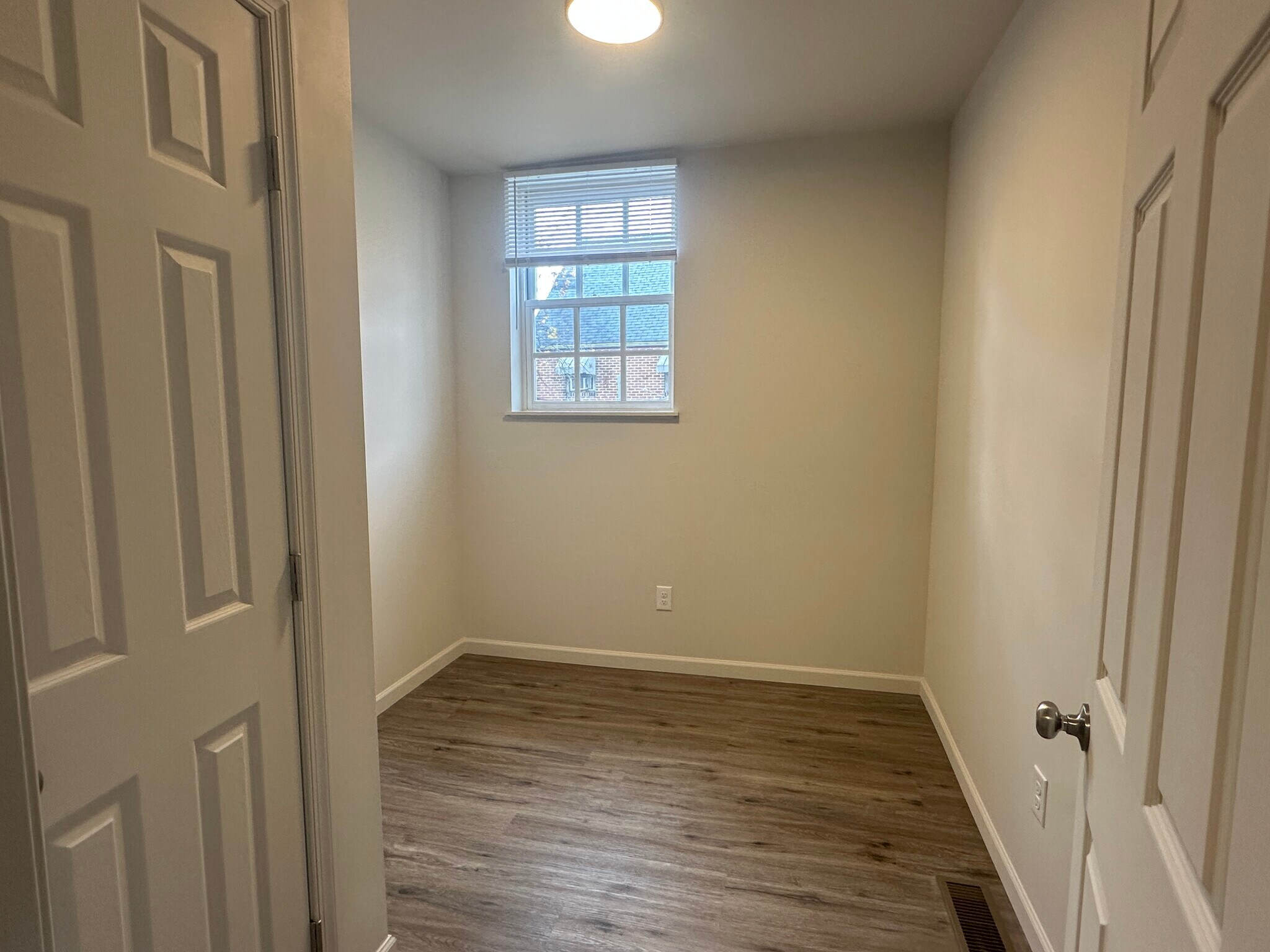 Building Photo - 1326 Morton Ave