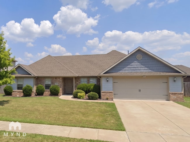 Building Photo - 1050 Messina Way