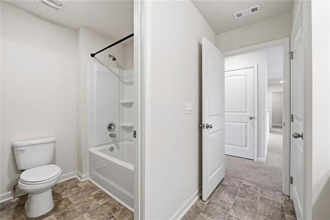 Building Photo - 6000 Screech Owl Dr