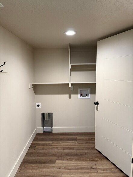 Building Photo - 81 N 950 W