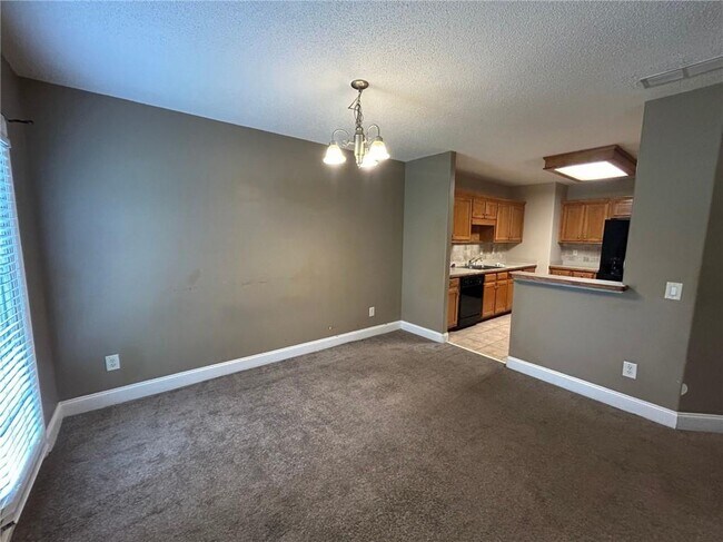 Building Photo - 3233 Glenloch Pl