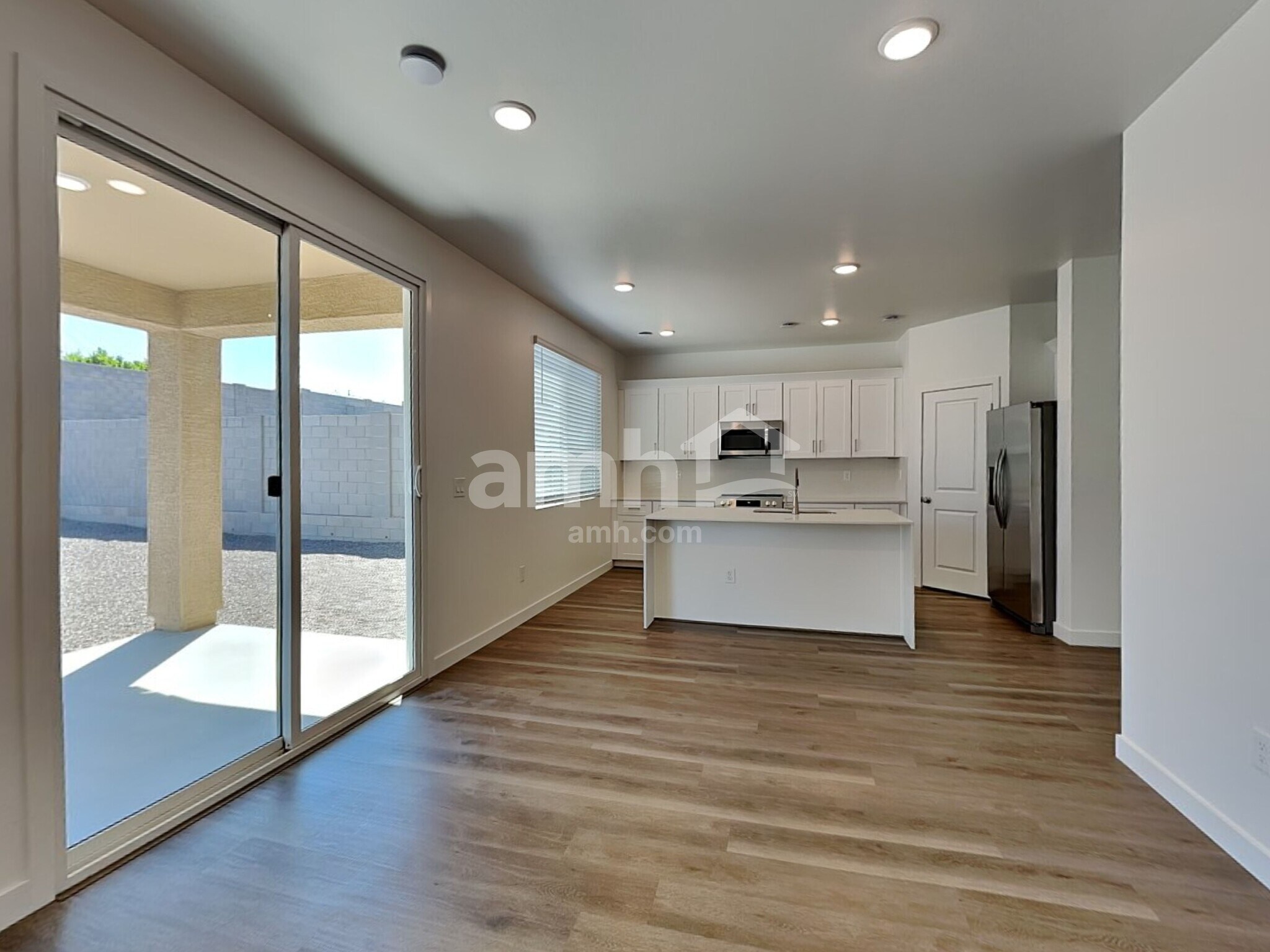 Building Photo - 12615 W Flynn Ln