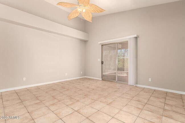 Building Photo - 17303 E Caliente Dr