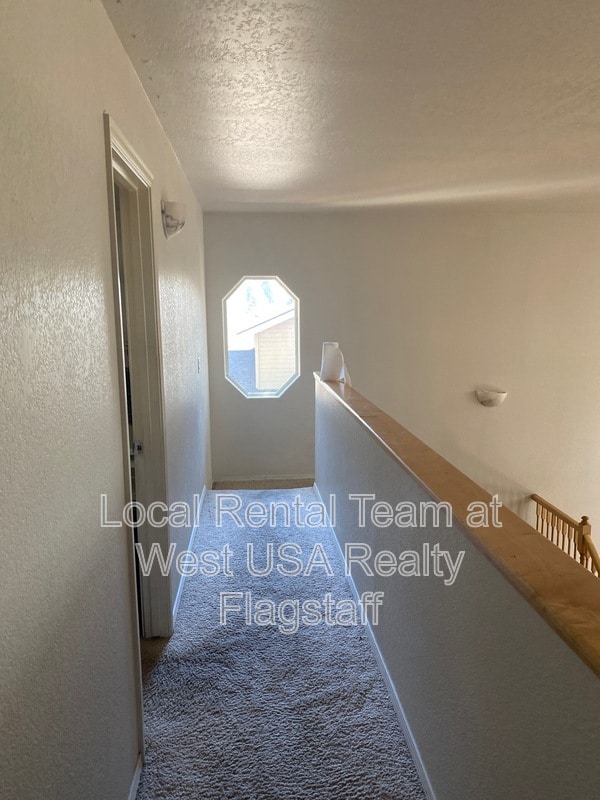 Building Photo - 381 W Cattle Drive Trail