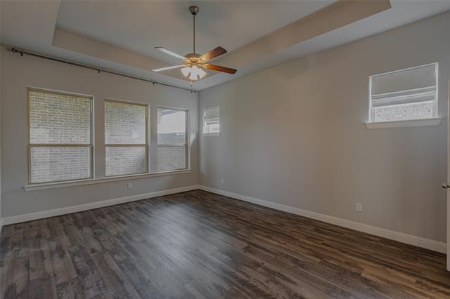 Building Photo - 829 Parkside Dr