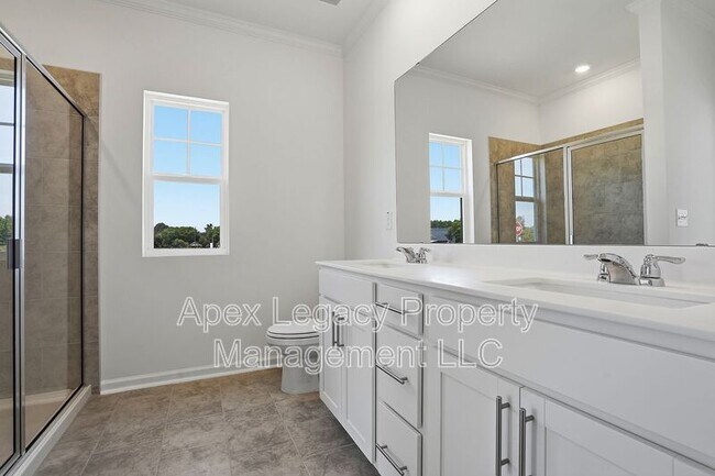 Building Photo - 767 Roy Adams Rd