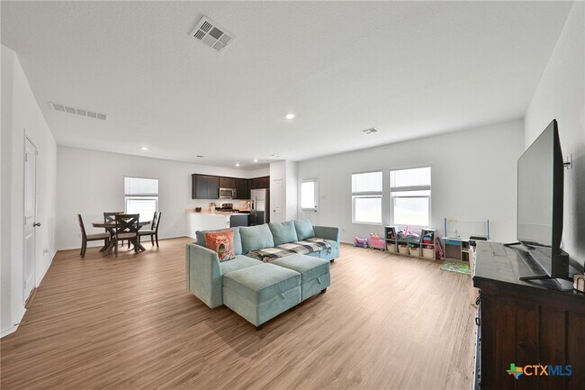 Building Photo - 378 Geode Glen