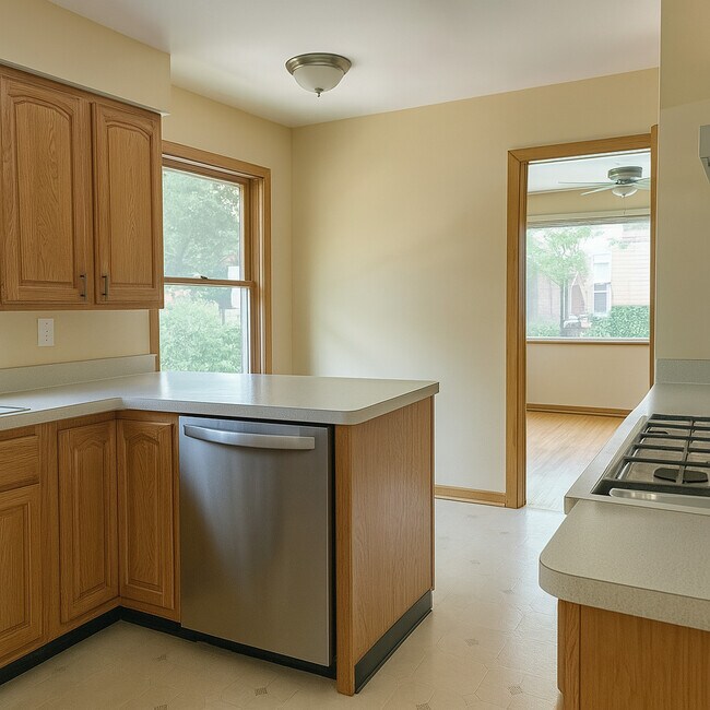 Building Photo - 7935 Karlov Ave