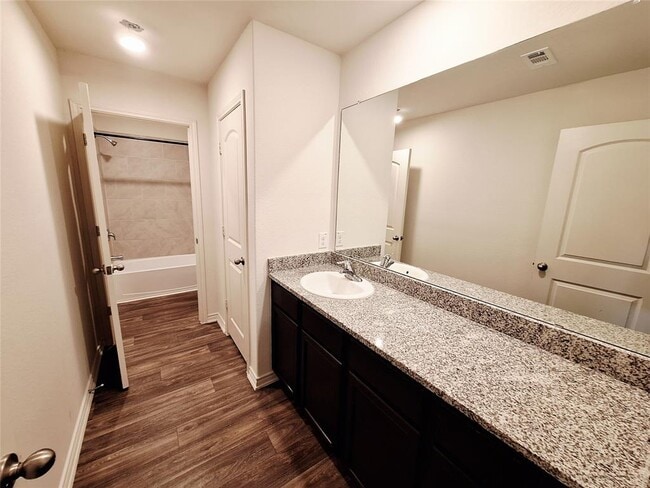 Building Photo - 14417 Prairie Sod Ln