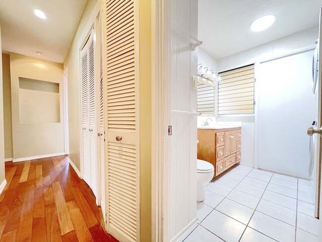 Building Photo - 449 Iliwahi Loop