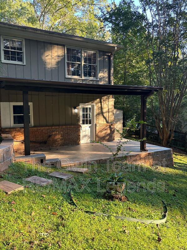 Building Photo - 4932 Rock Haven Dr SW