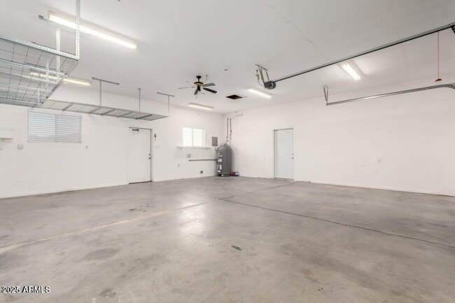 Building Photo - 1819 W Joy Ranch Rd