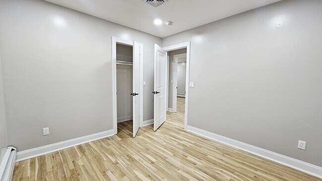 Building Photo - 29 Bryant Pl