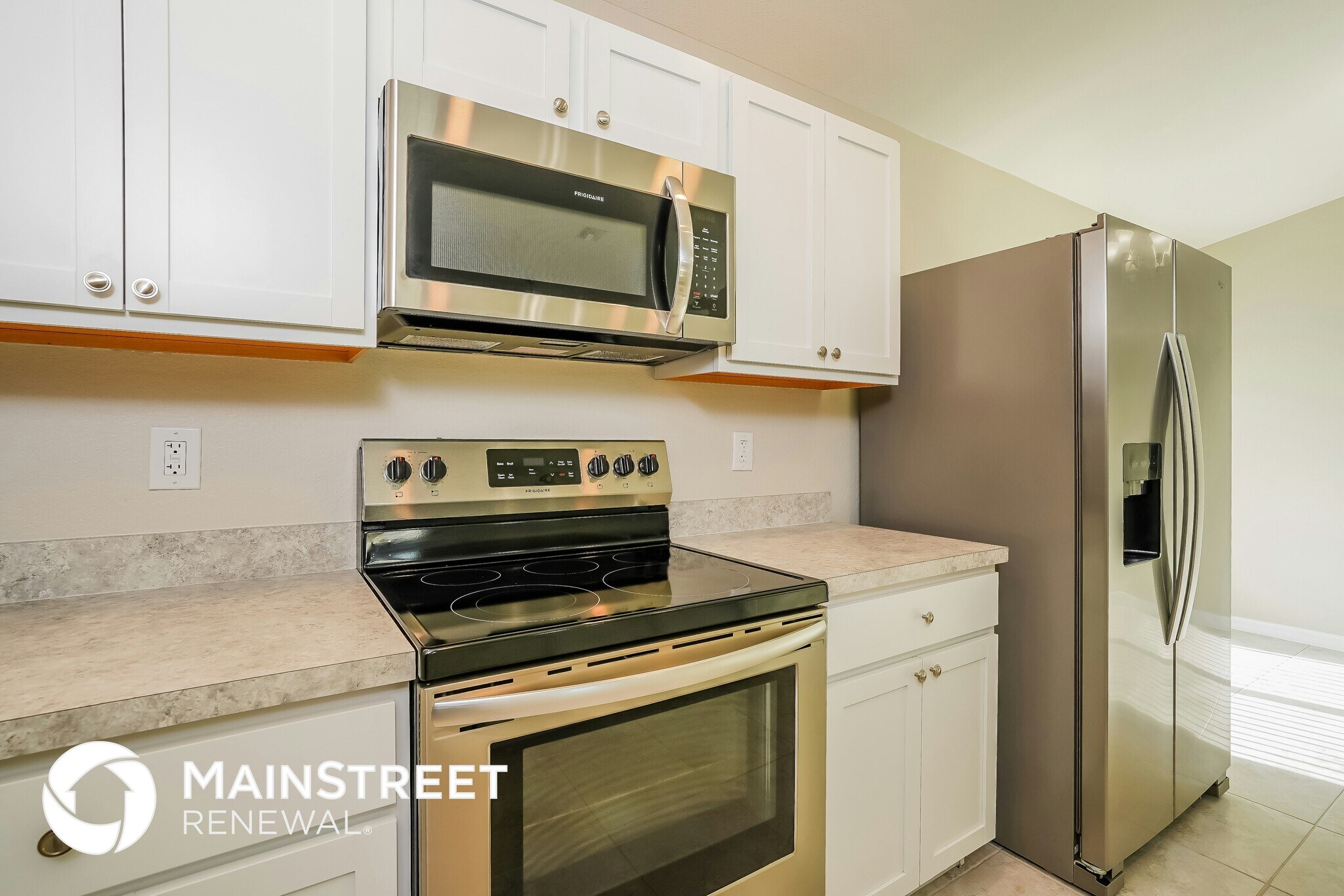 Building Photo - 2141 NW 18th Pl