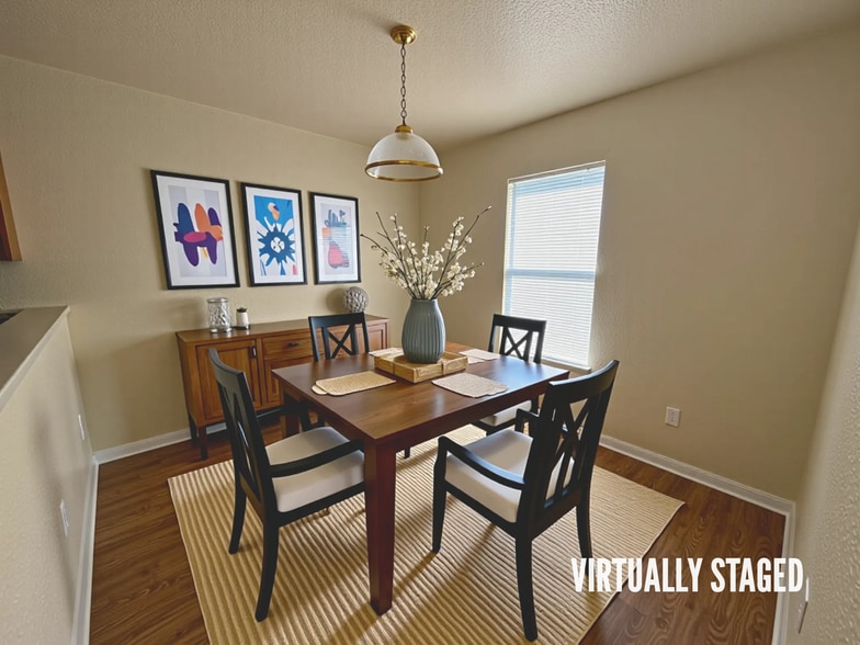 Building Photo - 2808 Cantabrian Dr
