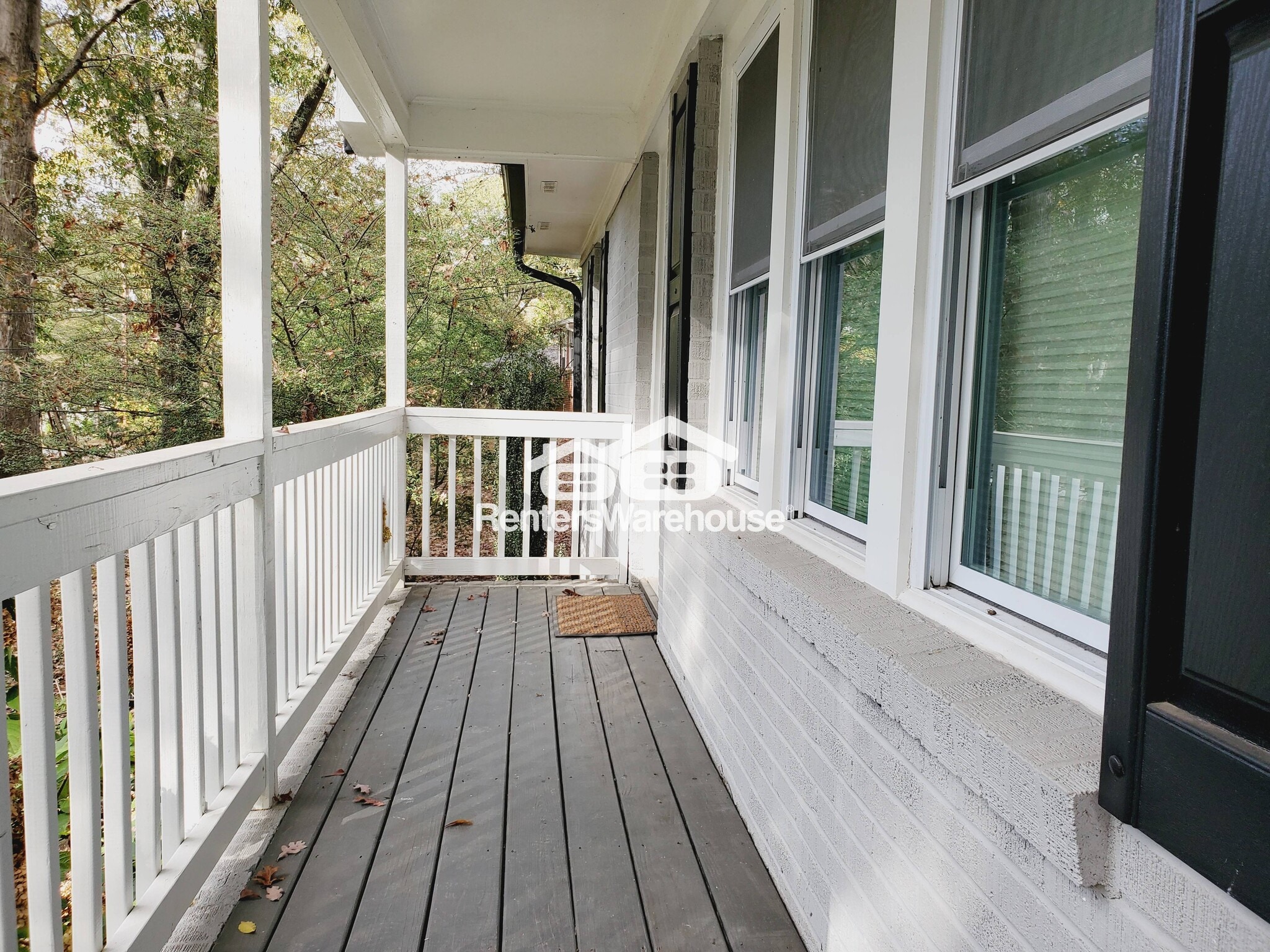 Building Photo - 5785 Crabapple Dr SW