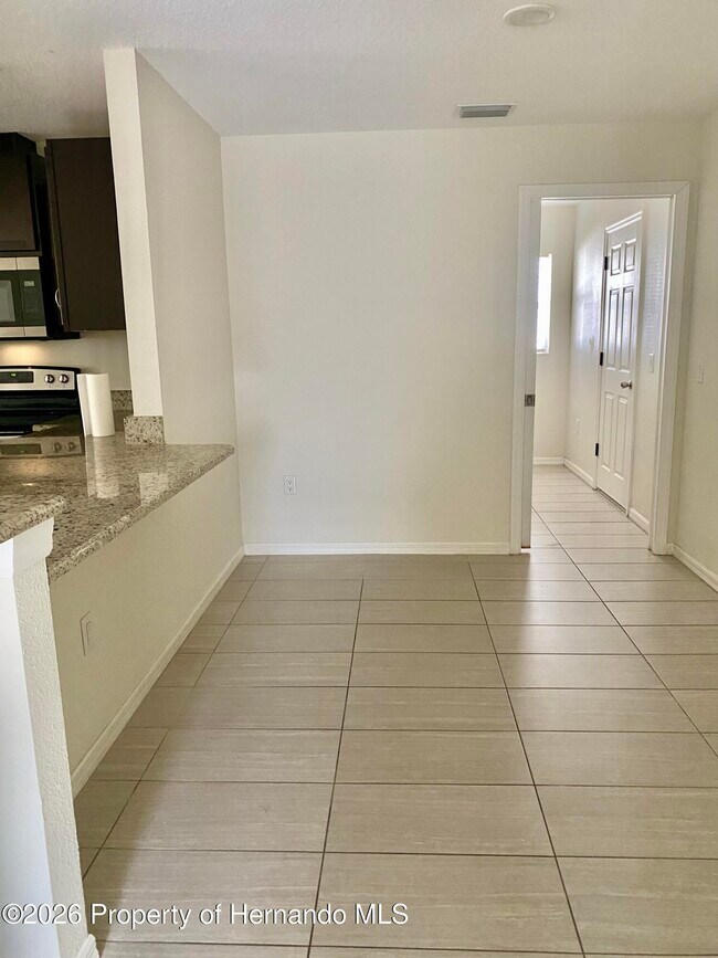 Building Photo - 5635 Pillar Ave