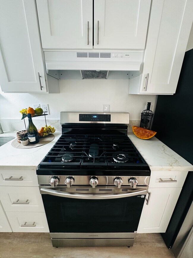 Building Photo - ? Stunning Brand-New Cottage in the Heart of North Park! ?