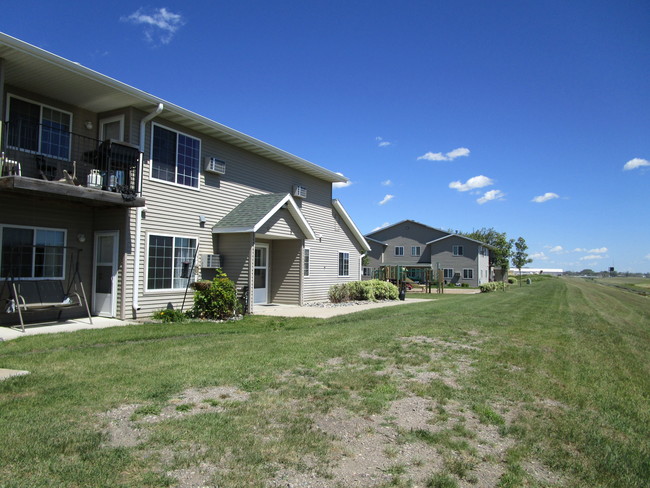 Building Photo - Foxtail Creek Townhomes