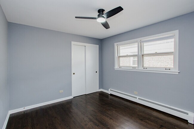 Building Photo - 226 Callan Ave