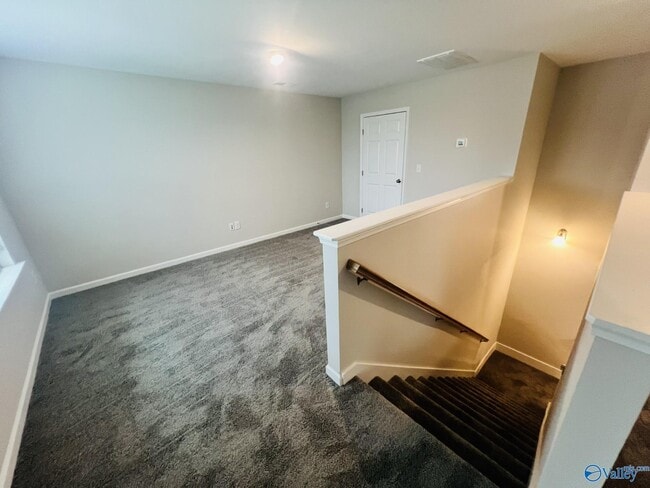 Building Photo - 16423 Demi Dr