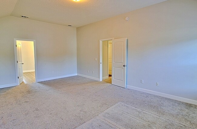 Building Photo - 442 Grayson Ave