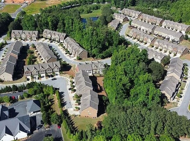 Building Photo - 4160 Madison Bridge Dr
