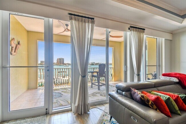 Building Photo - 200 Skiff Point