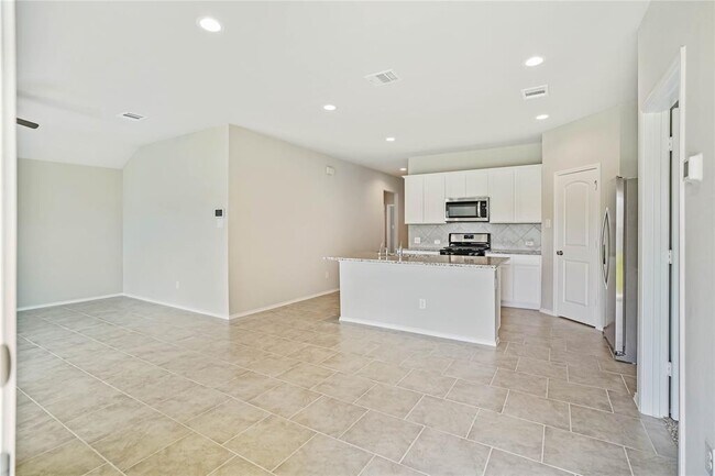 Building Photo - 24315 Winchelsea Ln