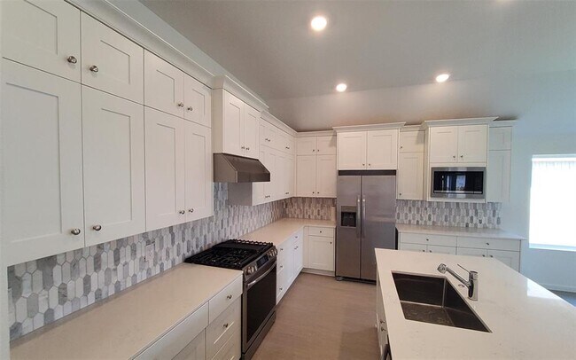 Building Photo - 6422 Seafoam Lake Dr