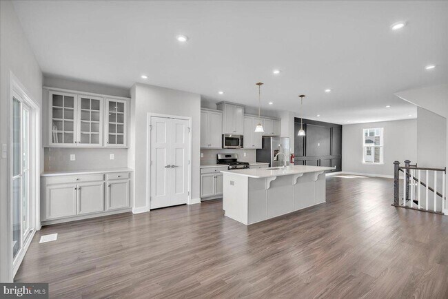 Building Photo - 12 Kohlmyer Dr