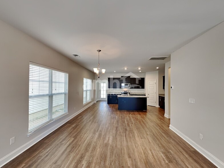 Building Photo - 5226 Tupelo St