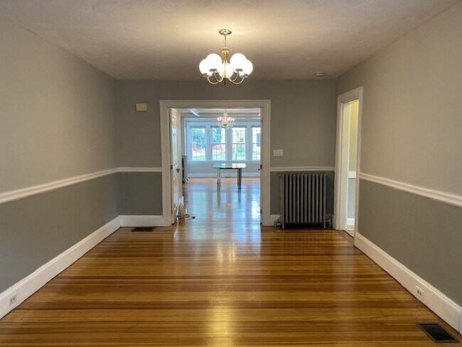 Building Photo - 60 Washington St