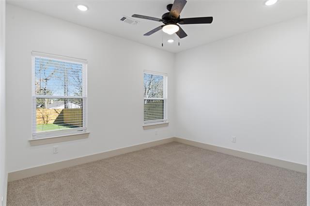 Building Photo - 425 Munson St