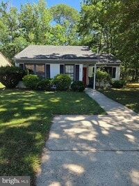Building Photo - 118 Lexington Dr