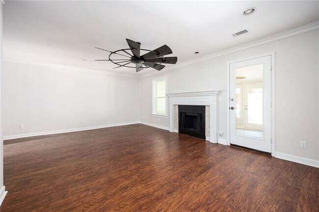 Building Photo - 2103 Kristen Ct