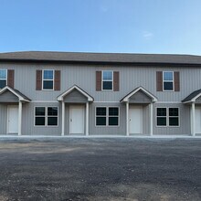 Building Photo - 33 Rawlings Ln