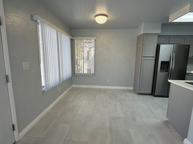 Building Photo - Las Vegas 2 bedroom condo for rent.