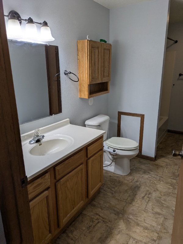 Building Photo - 307 13th Ct