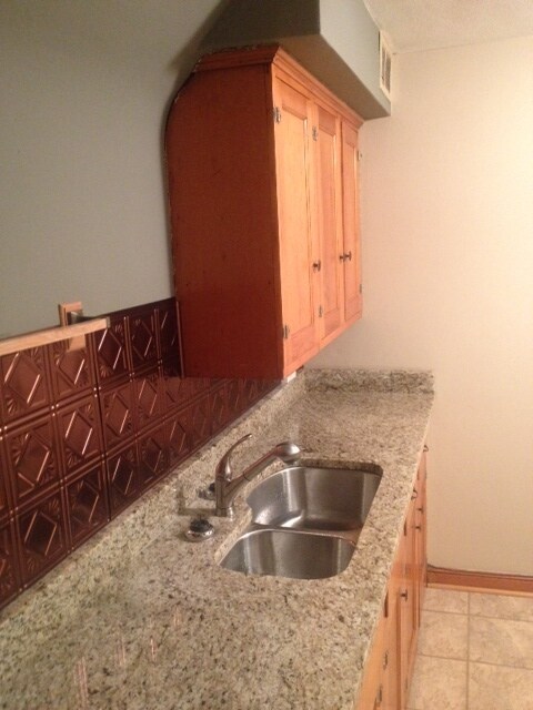 Building Photo - 1747 Dayton Ave